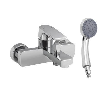 Смеситель в ванную шаровый , короткий излив MAGNUS 8420